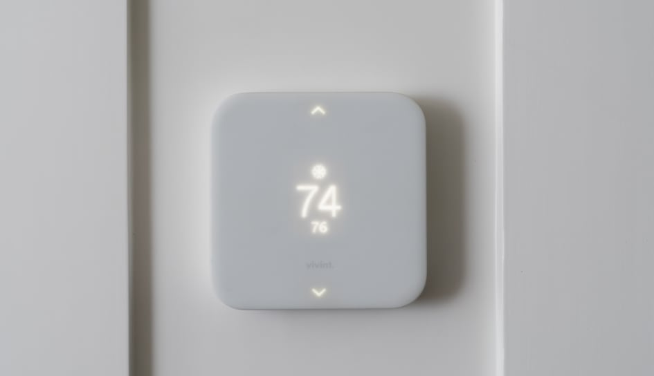 Vivint Salem Smart Thermostat